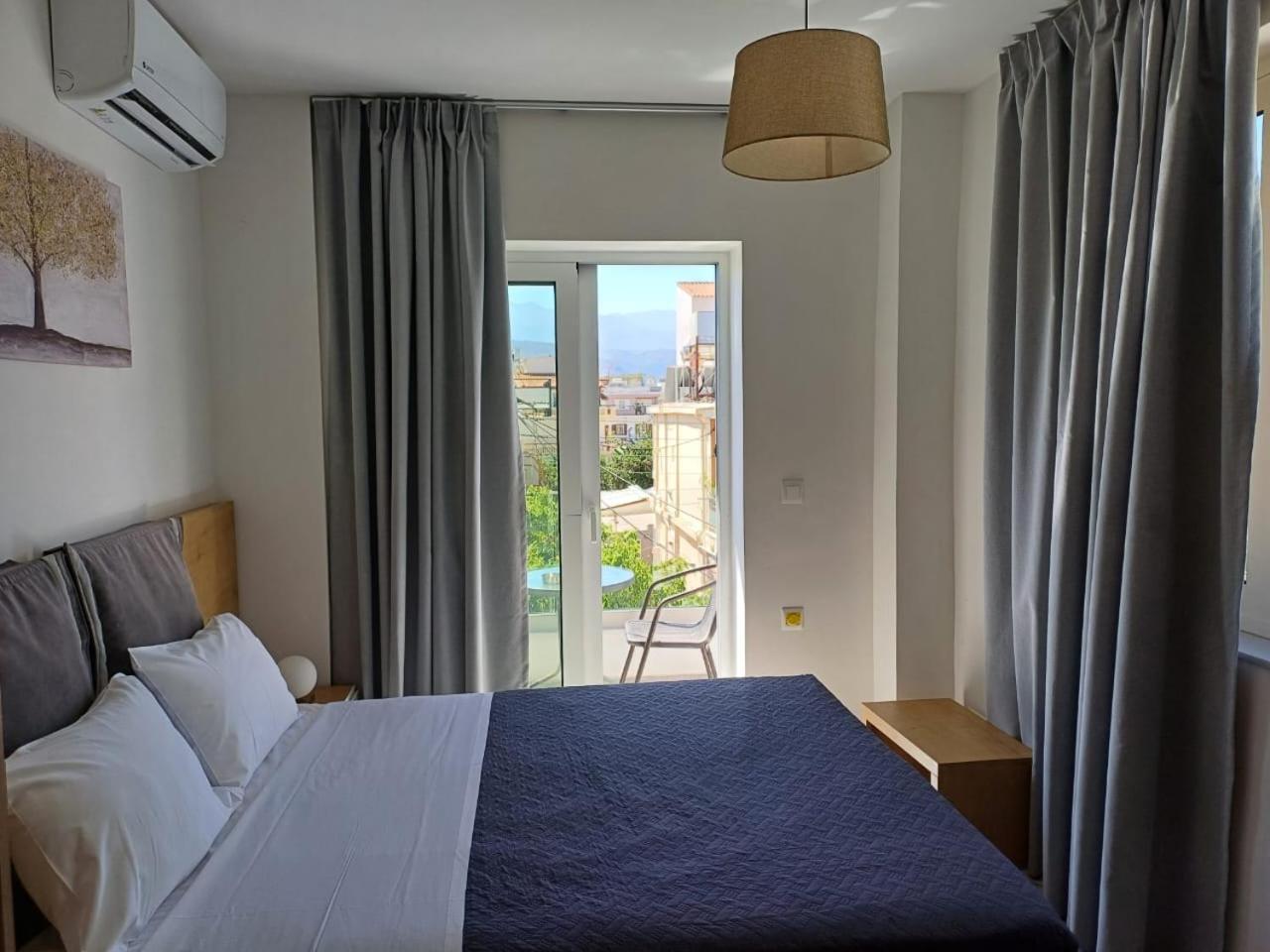 Deluxe City Hotel La Canea Esterno foto
